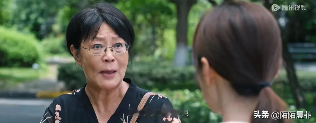 《好团圆》大结局，向中最幸福！和白丽芳冰释前嫌，和邓海洋复婚，生了孩子，是向家三