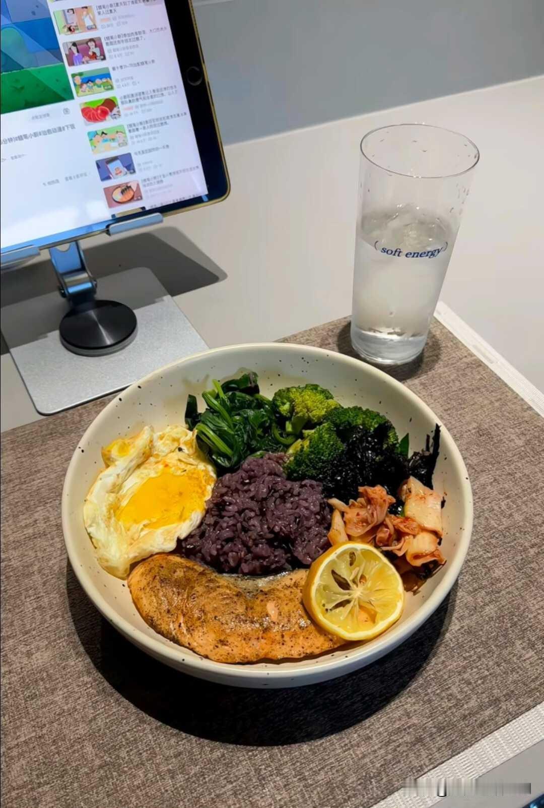 不想吃饭的时候，减脂餐才是我的最爱……