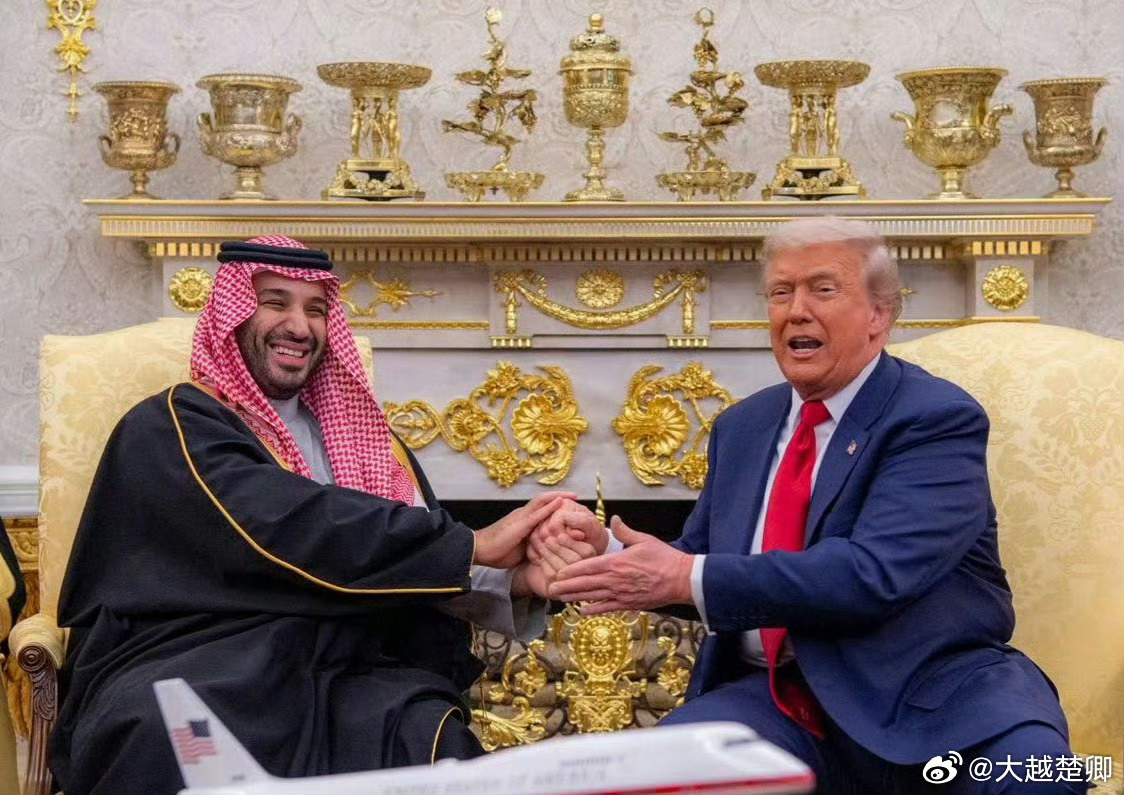 美媒华邮说，沙特王储在过去一个月里曾多次游说特朗普对伊朗动武。 