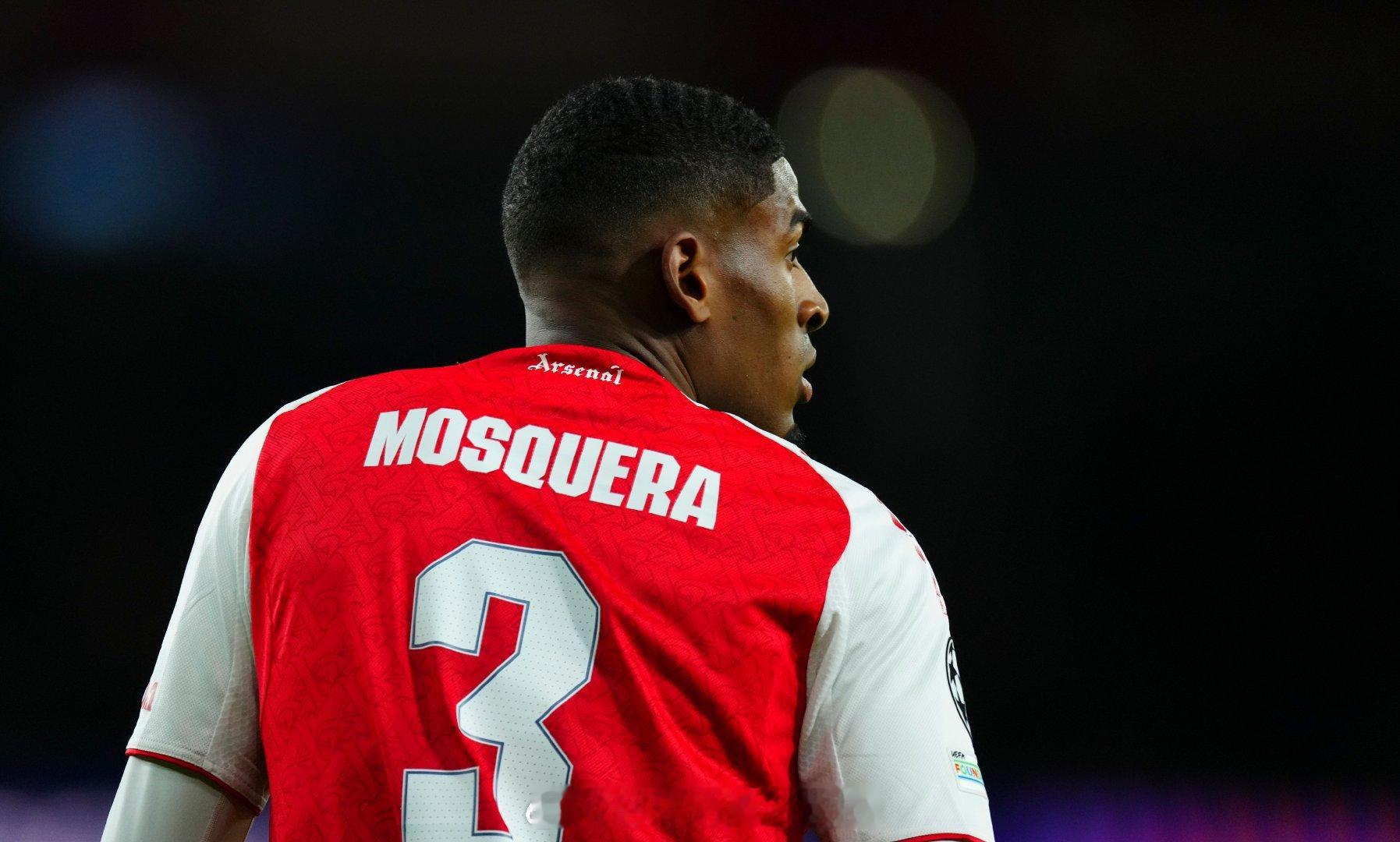 想想前几年枪手被拜仁欺负的呀，现在也是好起来了，能摩擦拜仁了。阿尔特塔：莫斯克拉