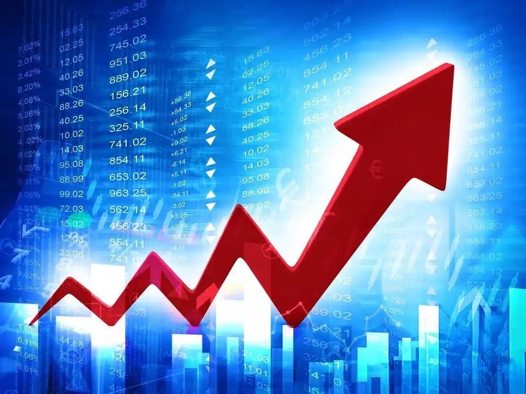 【日线12连阳！沪指创33年最长连阳纪录】财联社1月5日电，沪指2025年12月