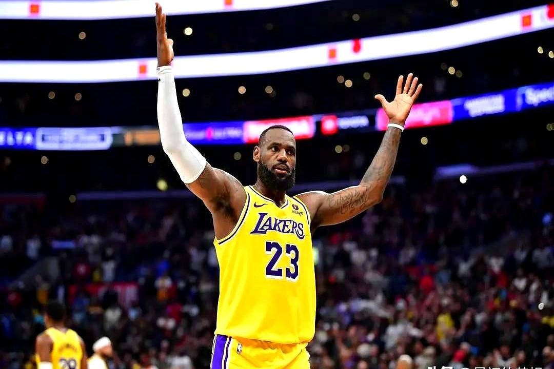 聊聊NBA那些神仙纪录，哪个最不可能被打破？

张伯伦单场100分，这纪录挂了6