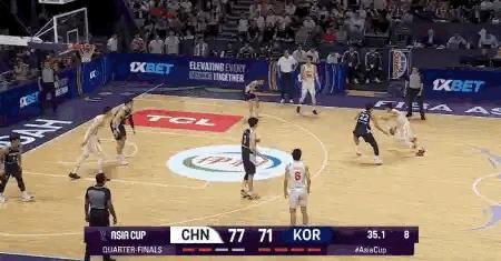 杀死比赛！廖三宁撤步长两分投进，中国男篮79-71战胜韩国，时隔十年重返四强（2