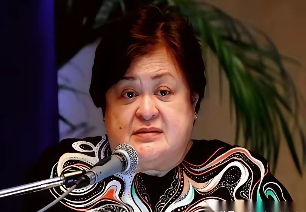 菲律宾干了件全世界没一个国家干过的事。

好家伙，总统亲自宣布全国进入紧急状态，