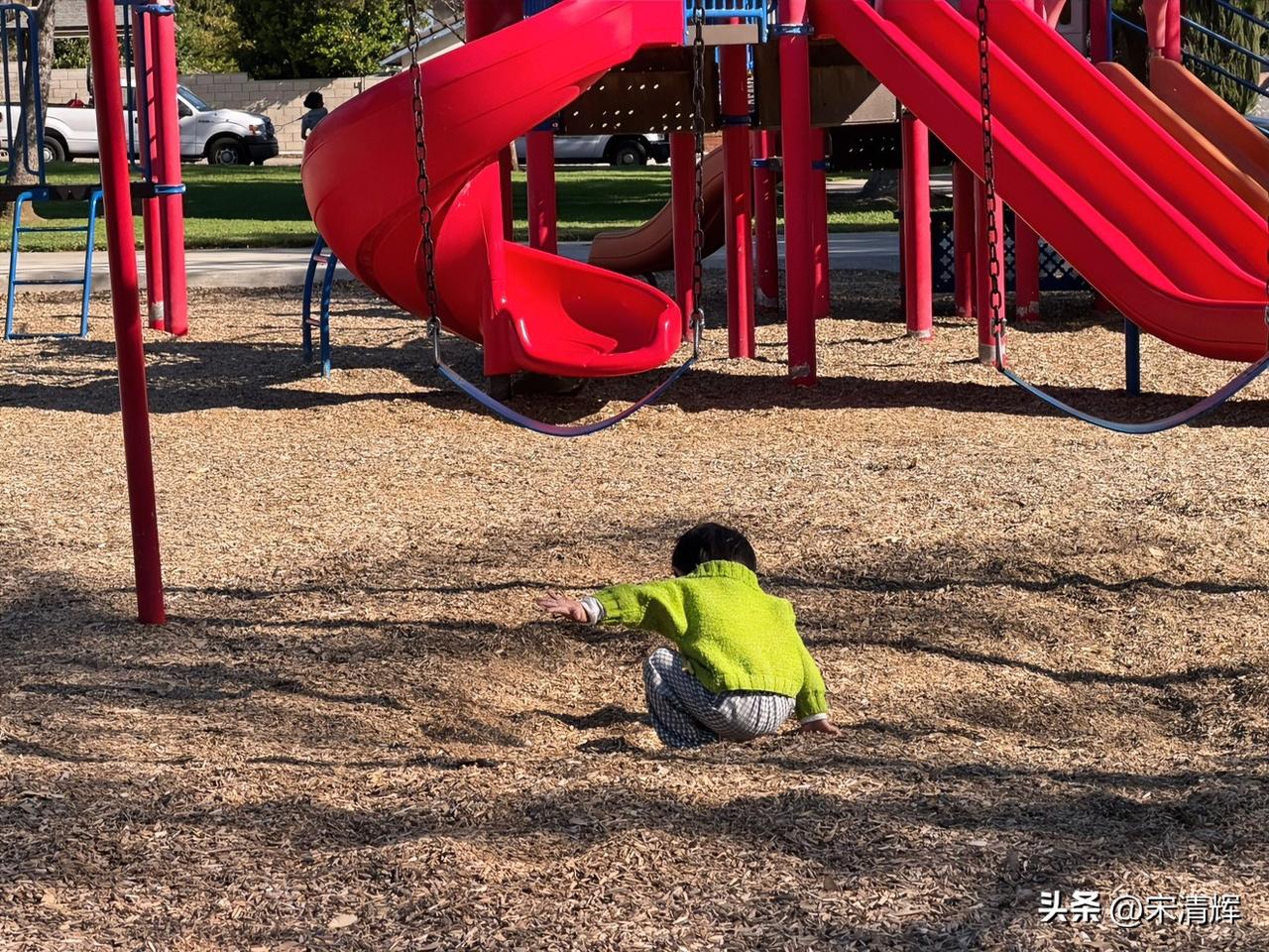 （1576）：前半生，我追逐名利，谈笑风生，纵论天下风云；后半生，我陪伴孩子，与