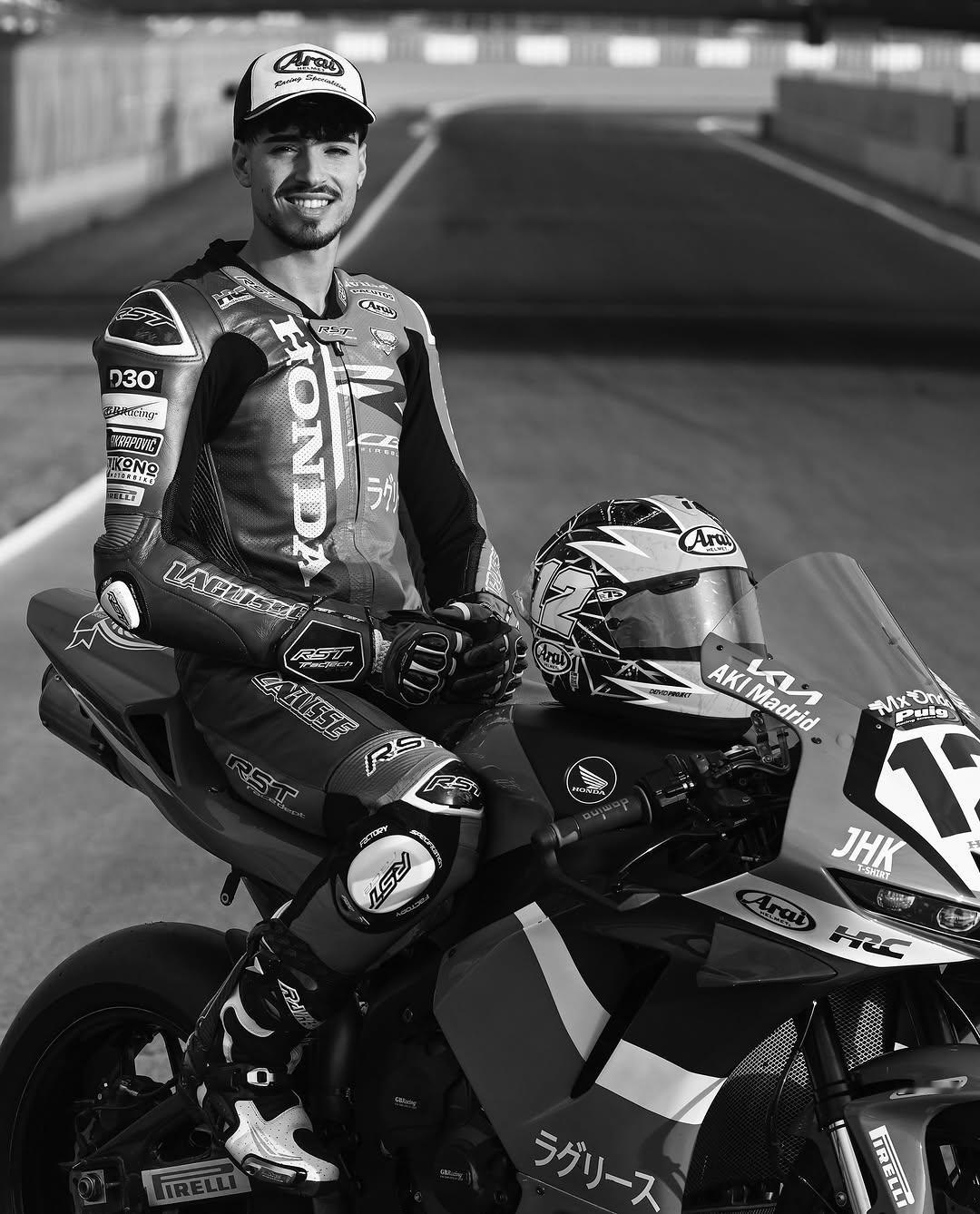 前Moto2车手博尔哈·戈麦斯今天在马尼库尔赛道的一起测试事故中遇难，年仅20岁