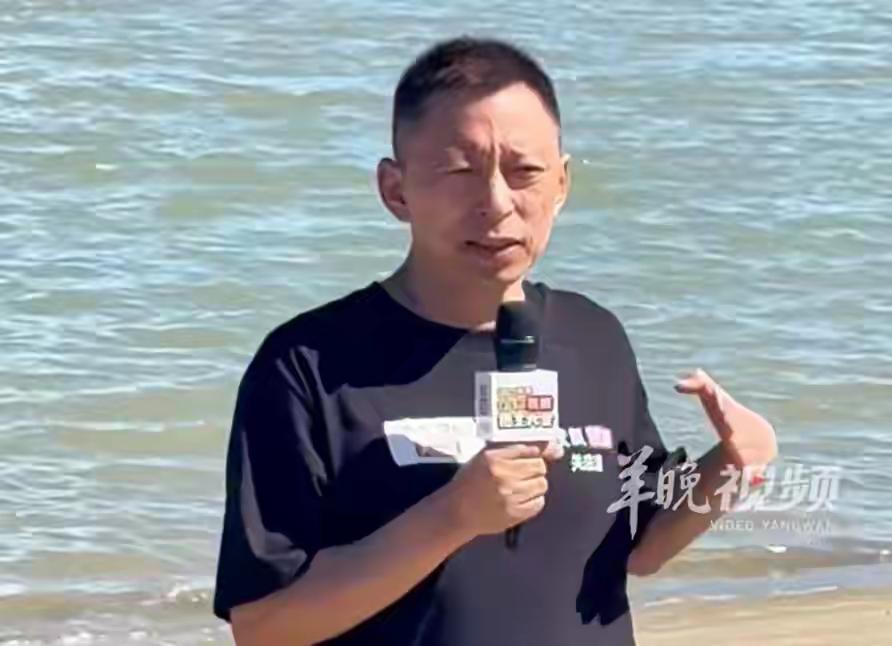 9月14日14:30左右，搜狐创始人、董事局主席兼首席执行官张朝阳成功横渡广东潮