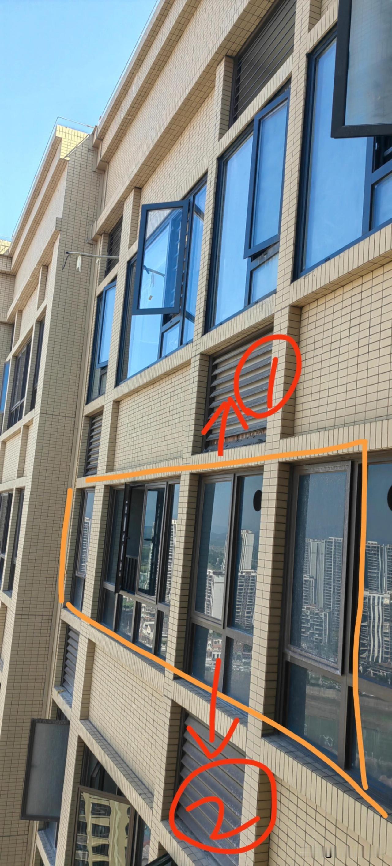 还没正式动工，人就麻了
（图1）黄色区域是我家，①位置是我们的空调机位，但楼上把