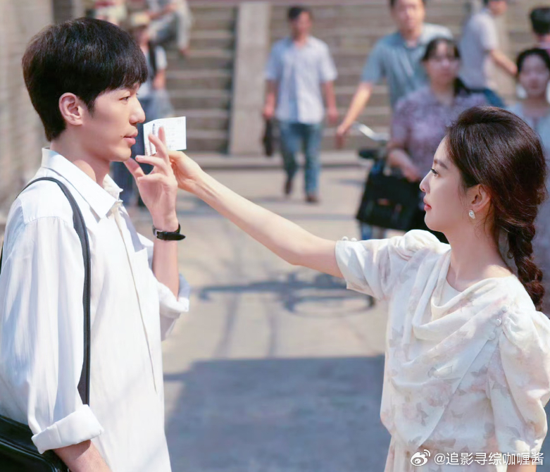 白宇终于谈上甜甜的恋爱了白宇这次是真的幸福了 追《冬去春来》最大的感受：白宇终于