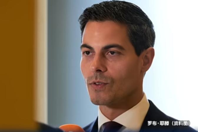 最近国际政坛最魔幻的一幕，莫过于荷兰的极速变脸，一个月前还被美媒吹成“欧洲反华急