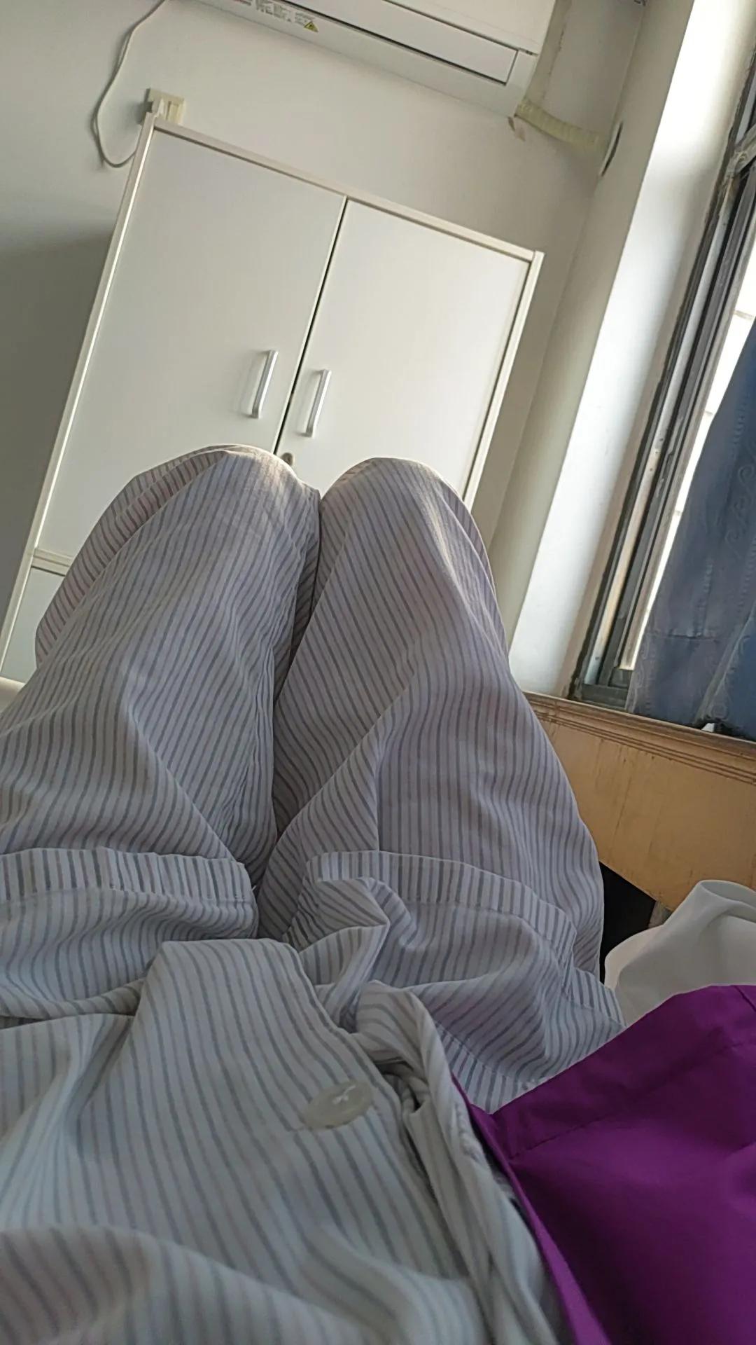 手术第二天，宫腔镜息肉手术，大家都说：是小手术，白大褂也说：就是小手术。
我的体