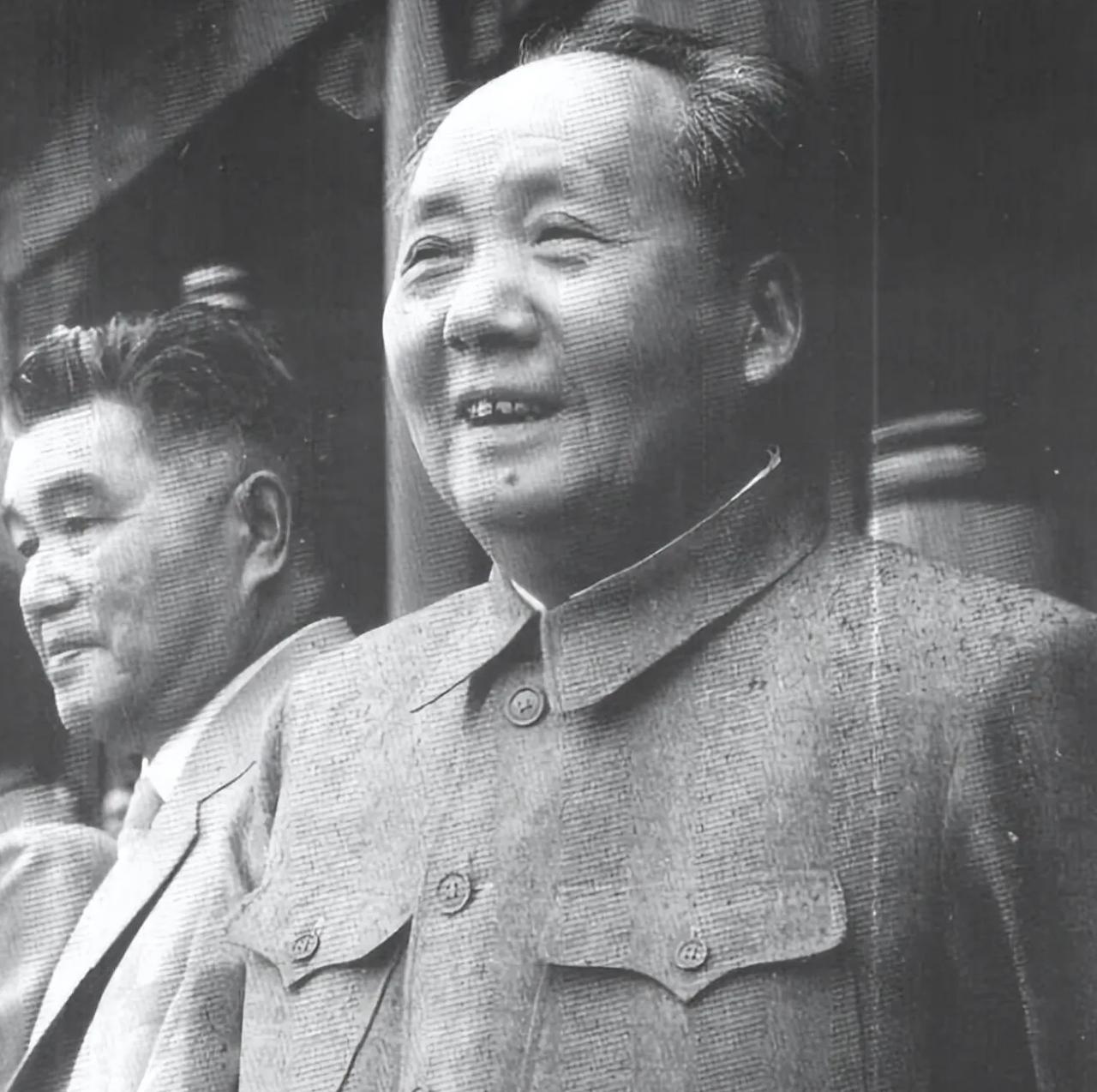 76年，朱德、周恩来总理先后去世，毛主席哀叹道：我也差不多了！

1976年对于