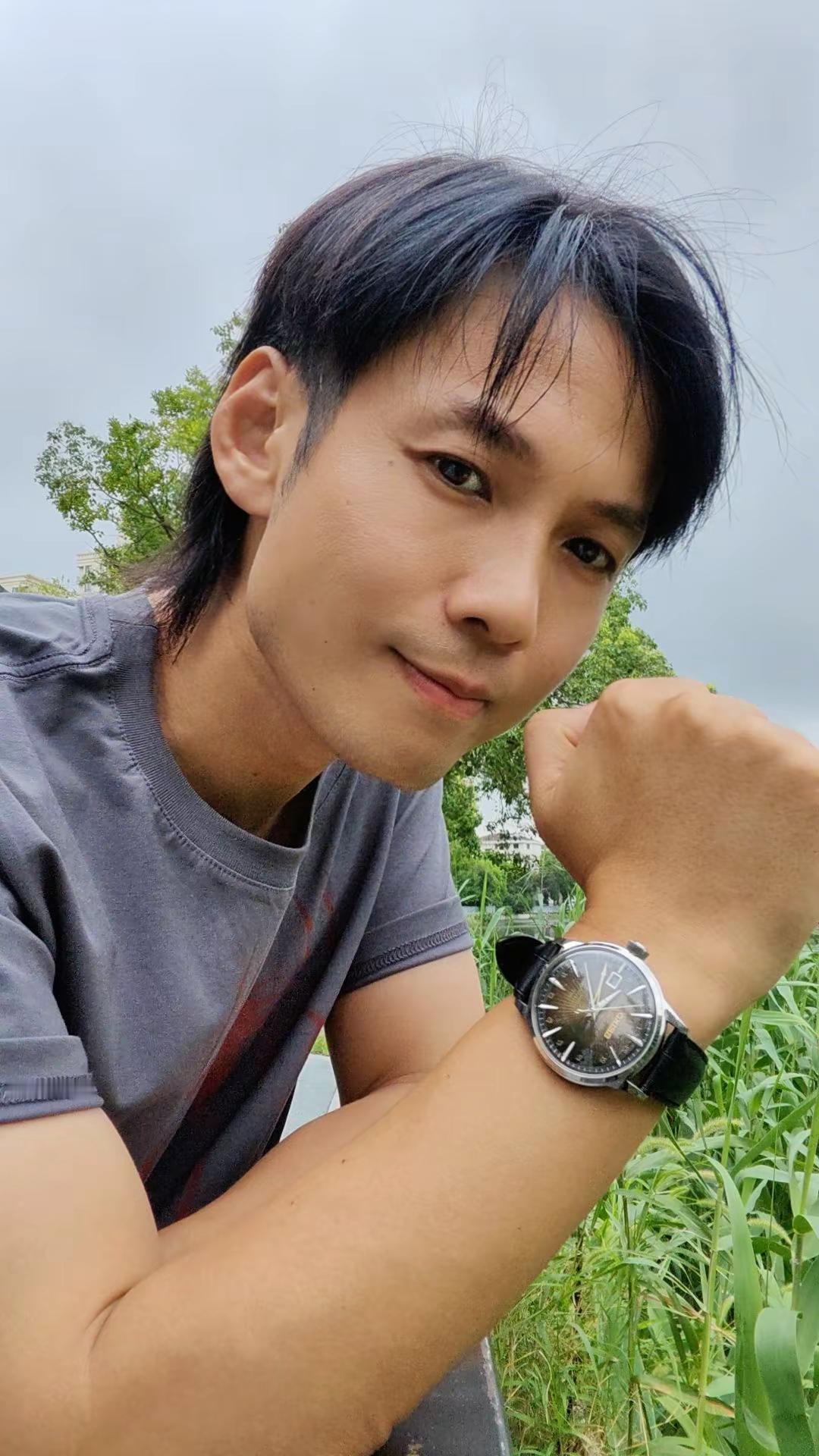庆幸下颚线又能回到中国人的审美中了
