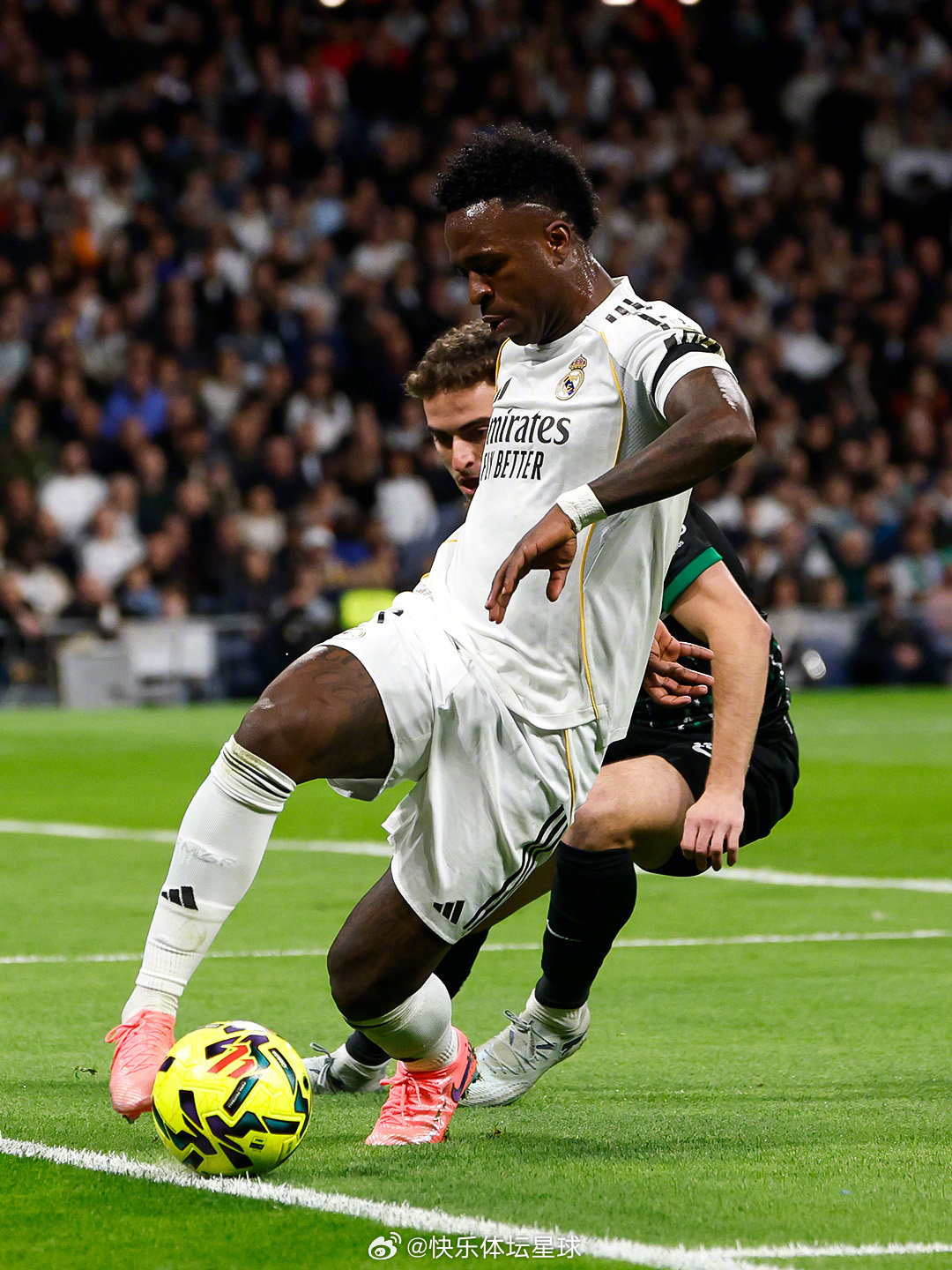 皇马vs埃尔切 下半场开始！目前我们主场2-0暂时领先你还想看谁的进球🤔皇马h