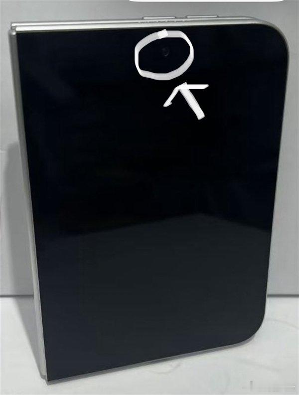 iPhoneUltra告别药丸屏 【告别标志性药丸屏！iPhoneUltra跟进