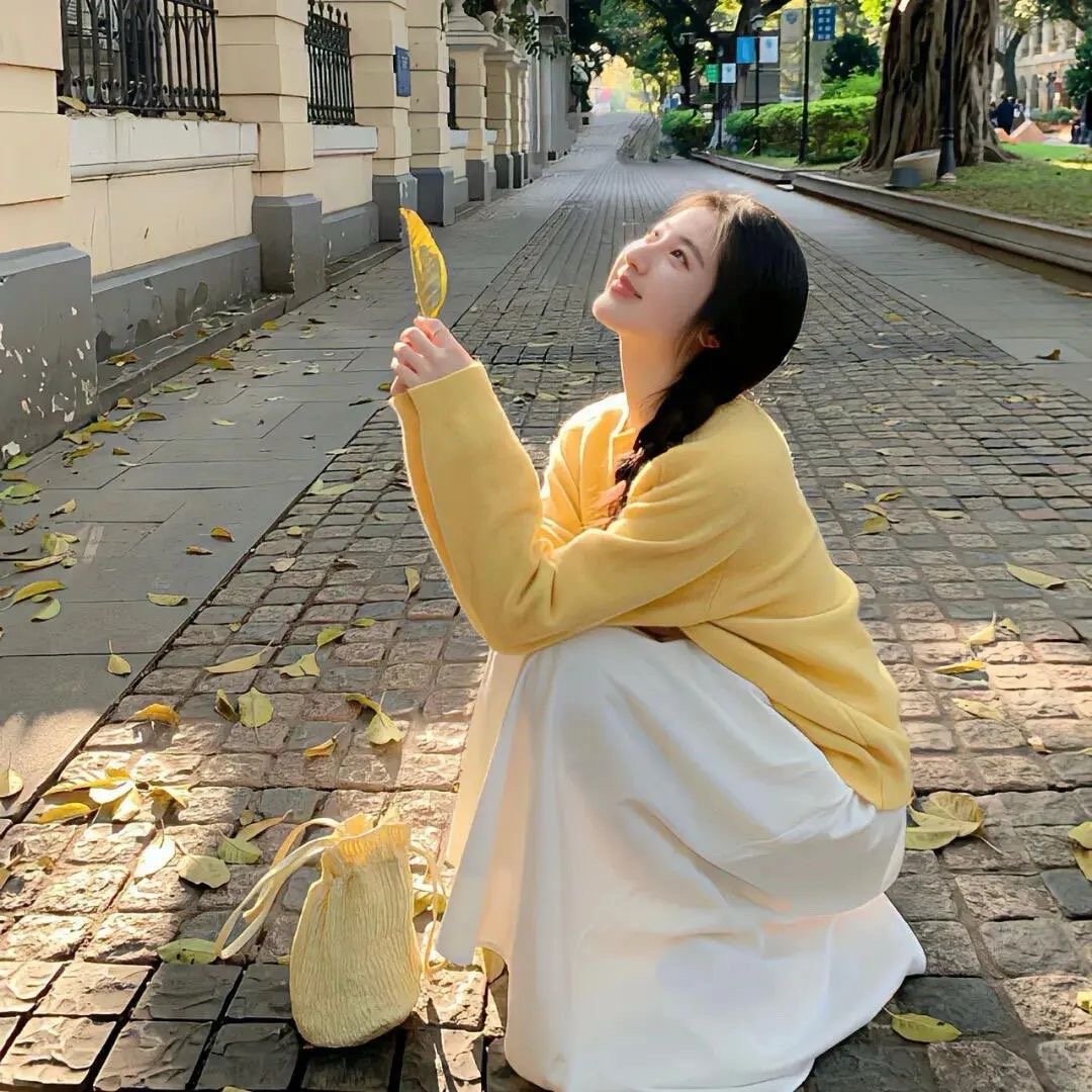  𝐘𝐞𝐞𝐞𝐞 ✌︎ ʺ̤日子零零碎碎  生活满满当当 ​​​