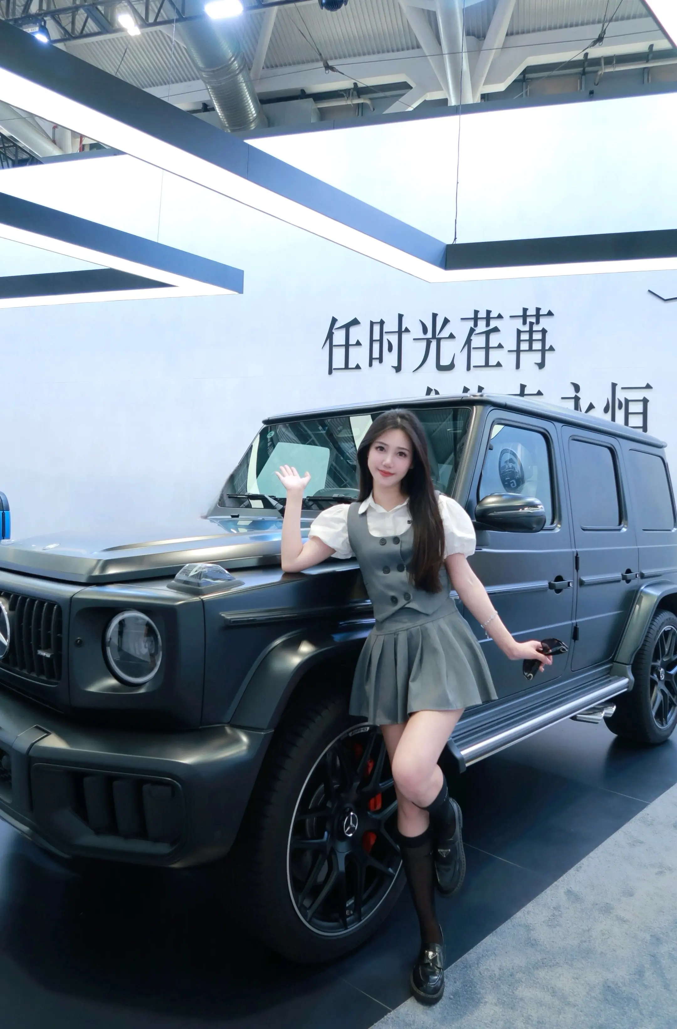 人总执着于第一眼喜欢的东西 比如你。