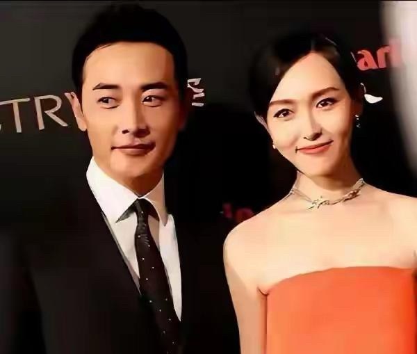 罗晋和唐嫣什么情况，被曝光离婚，但是二人没有辟谣，这两个人可是自由恋爱，有感情基