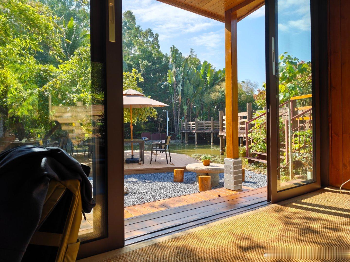 今天大湾区的天气特别好，只想懒洋洋地晒太阳，自家公司就交给雷总去打理吧小米科技