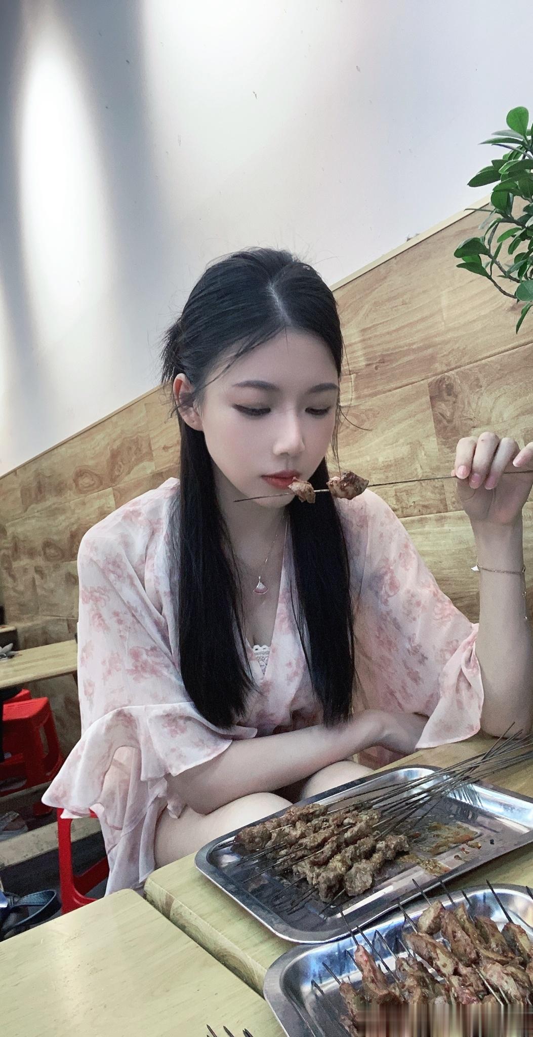 还剩十几盒袜纸 我就要休息了[可怜] ​​​