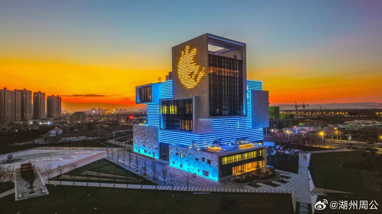 浙江长兴山水与人文双向奔赴绘就乡村振兴新画卷浙江一条公路火出圈数字文旅跑出共富新