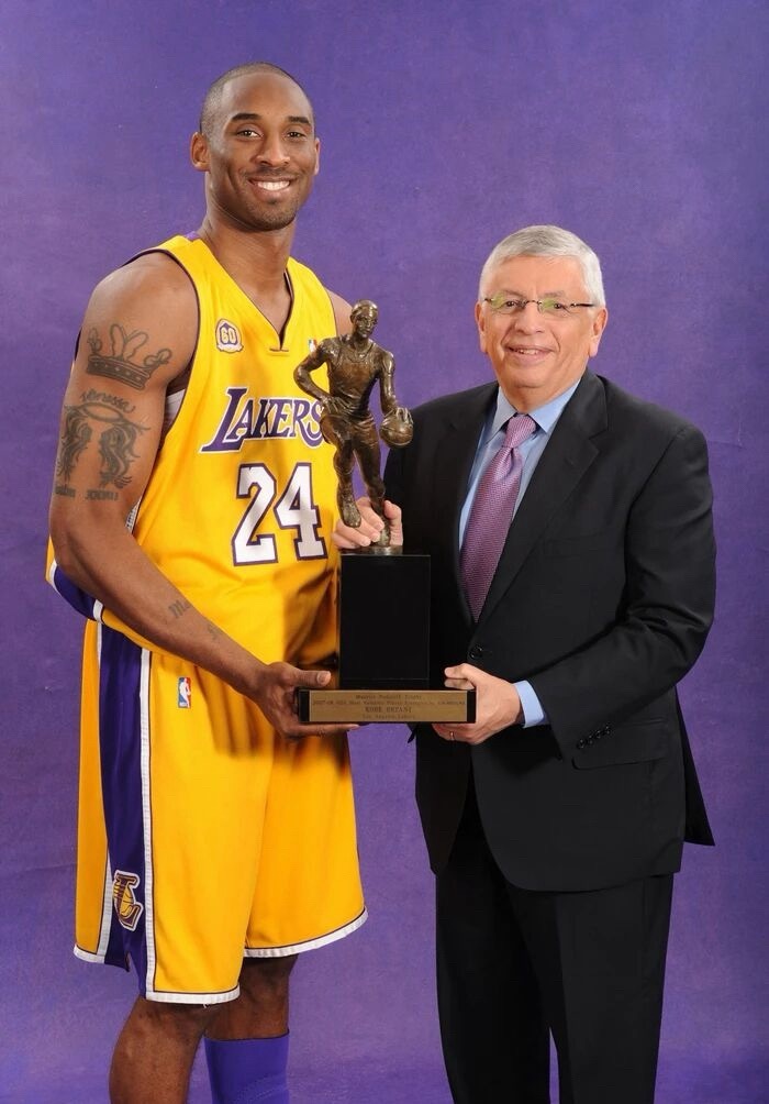 凌晨四点🕓💜💛科比KobeBryant凌晨四点