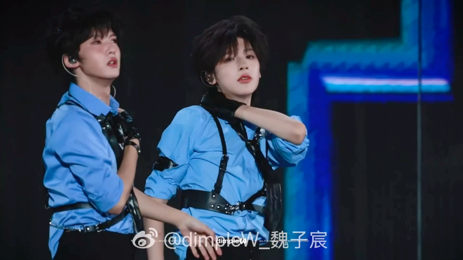 怎么没人涛他最后这个卡点抖胸啊好喜欢。。广东震感强烈。。 ​​​