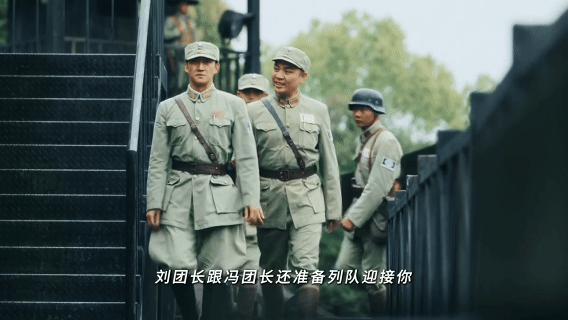 这居然都是王阳王阳角色跨度最大的一部张云魁从意气风发将军到满身疲惫的落魄模样，转