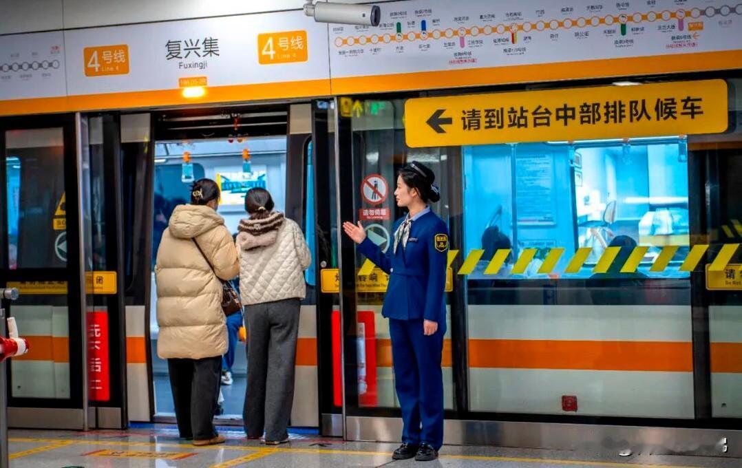 冬日生活打卡季太牛了！2025年11月合肥轨道交通单月客运量飙至5113.93万