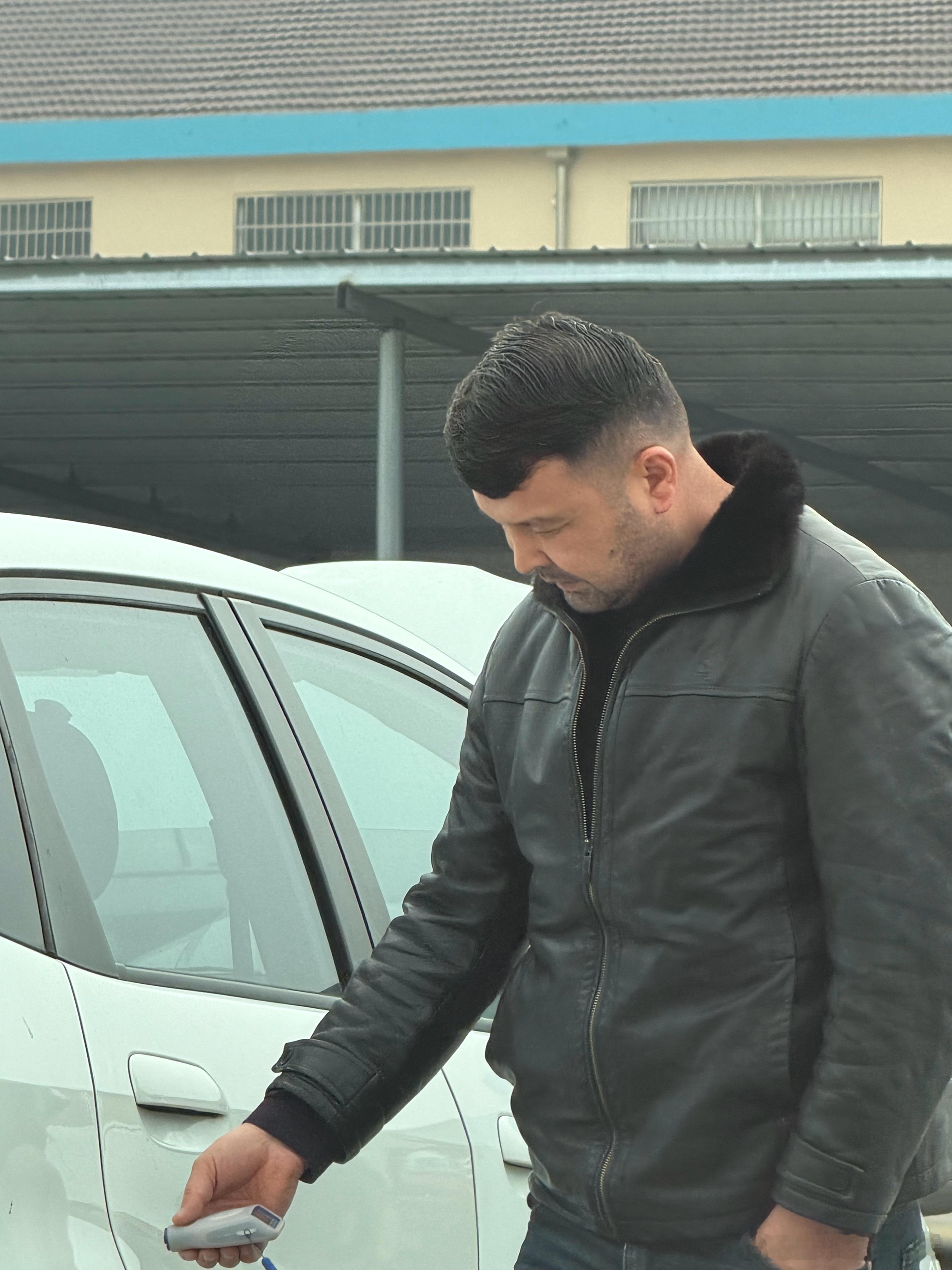 新疆阿达西到了，我走了我都不用挣扎…人那玩意儿像是出口一样的行情你的零售价未必能