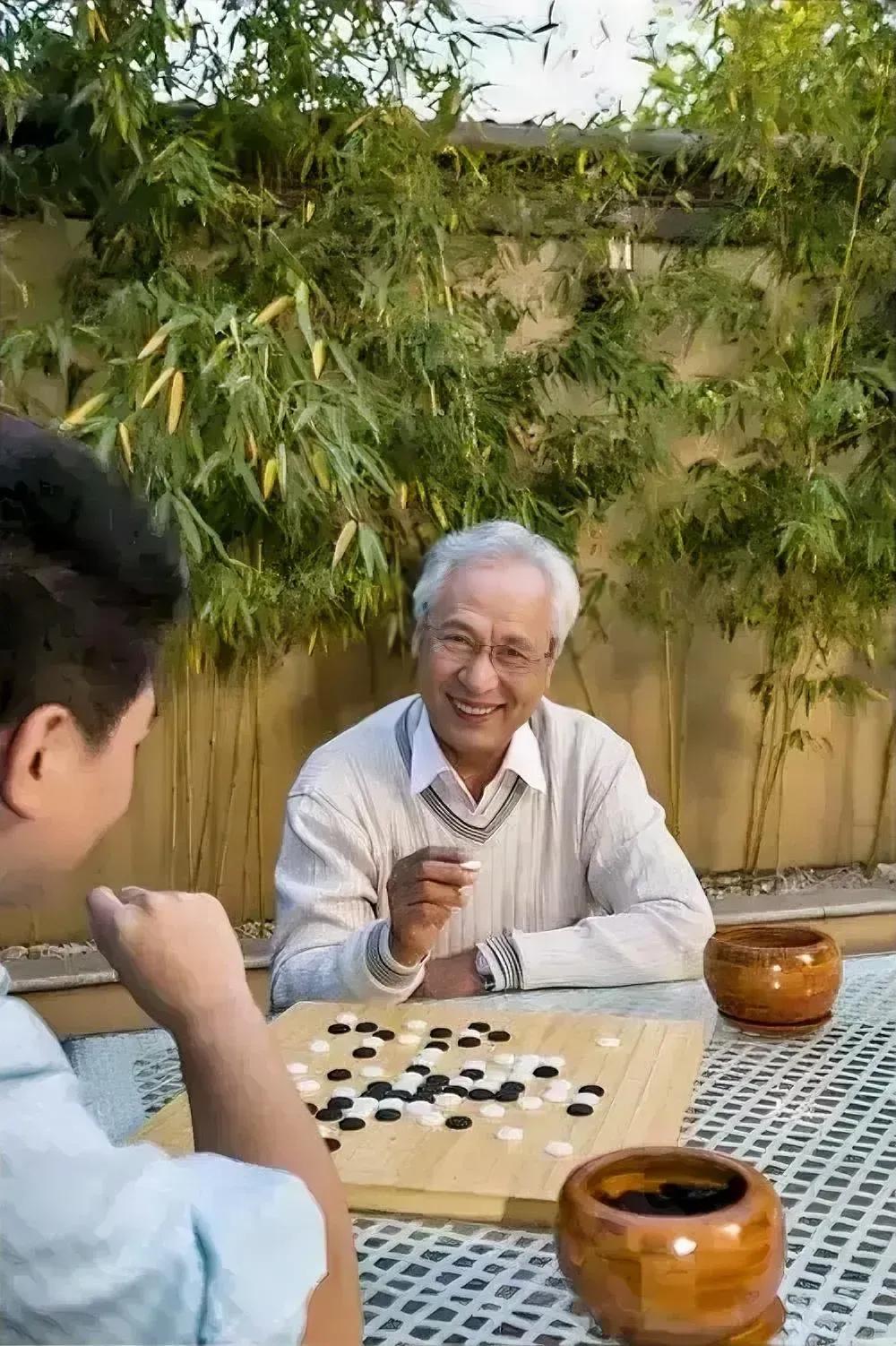 上联：柴米油盐调岁月，
下联：？？？
对下联 友友请下联
