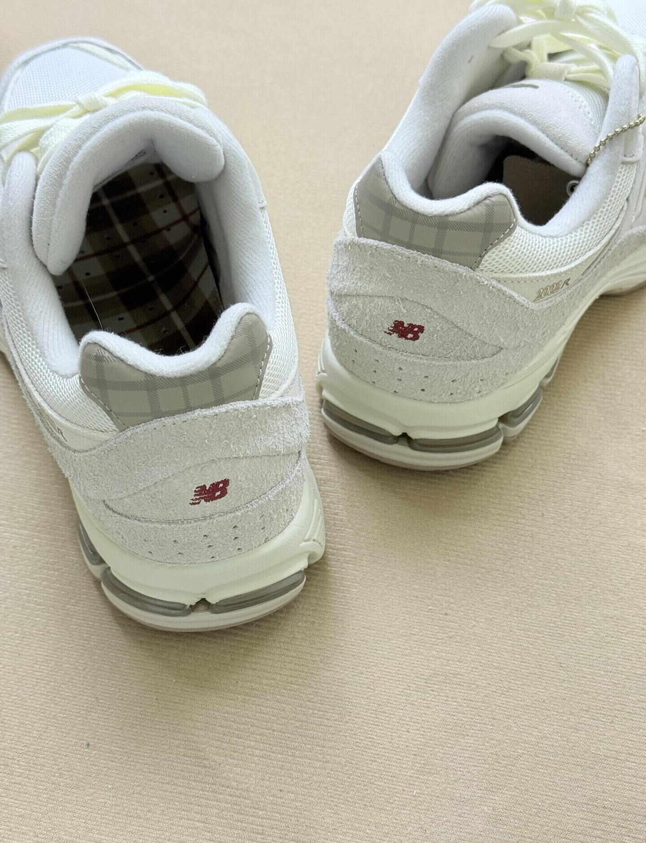 真实穿感：New Balance
这双New Balance 2002R穿了快一