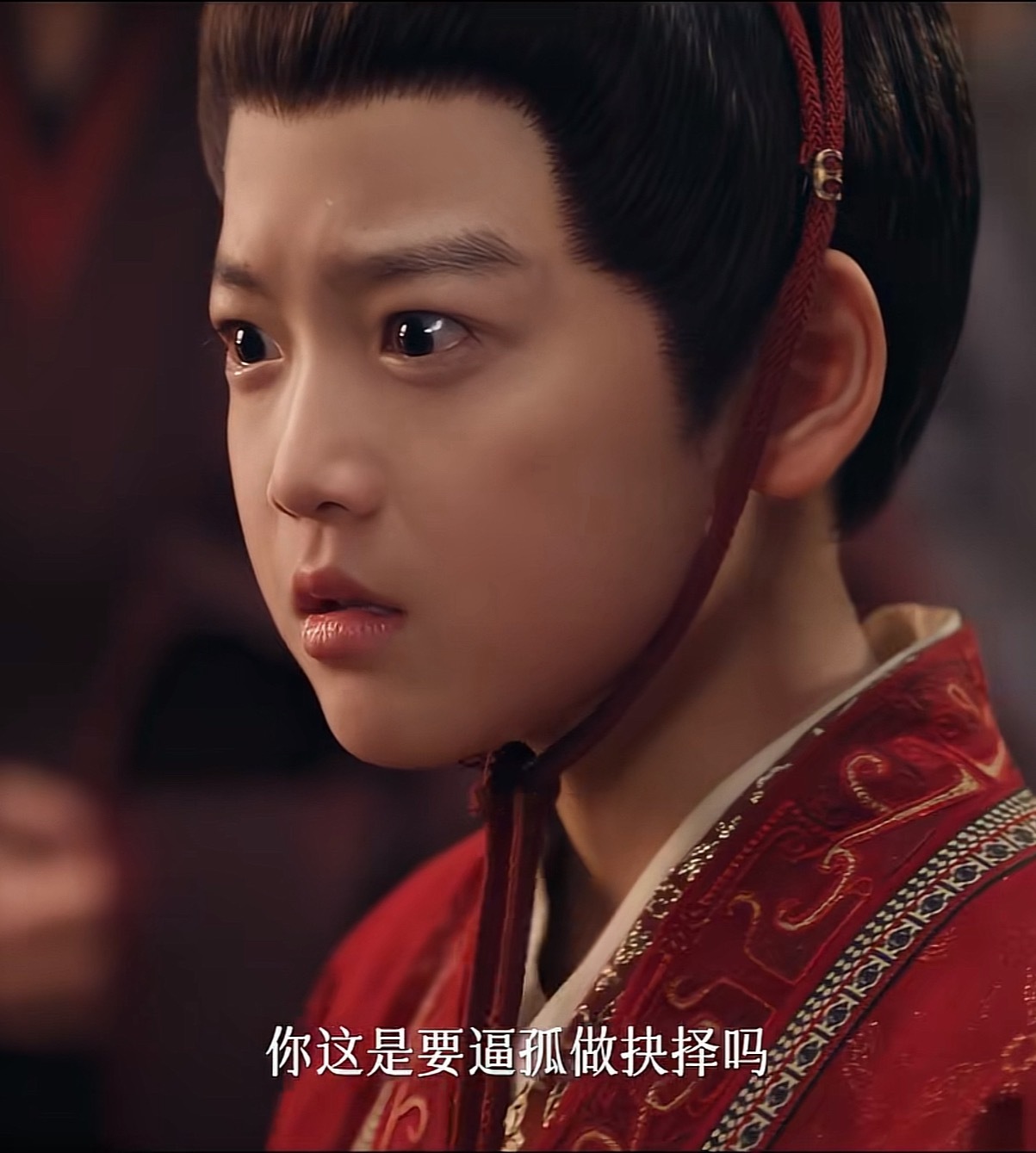 翘楚小孩哥这个人设和女主配啊，可惜真的好小啊