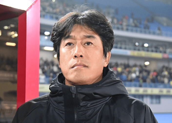 徐正源：对手的防守反击是他们的重要武器，全队要协同防守