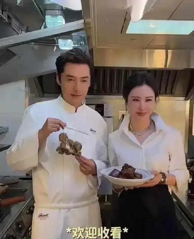 所有“人设”都是一份工作，有人设计剧本，有人负责执行。
娱乐圈和名利场的运作逻辑