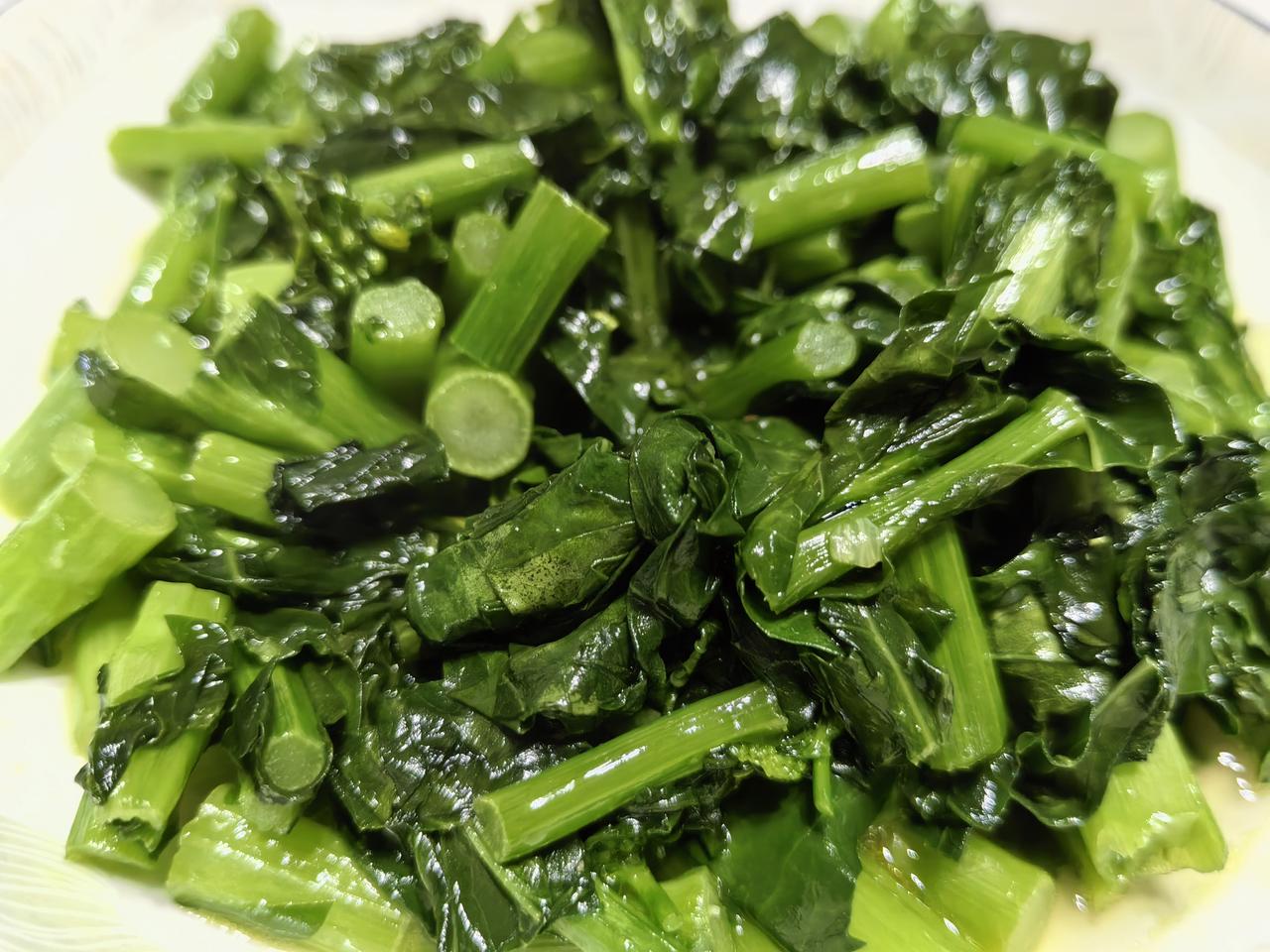 孩子到底给谁生的？民间自有标准，那就是随谁姓，就是给谁生的；随谁姓，就是给谁传宗