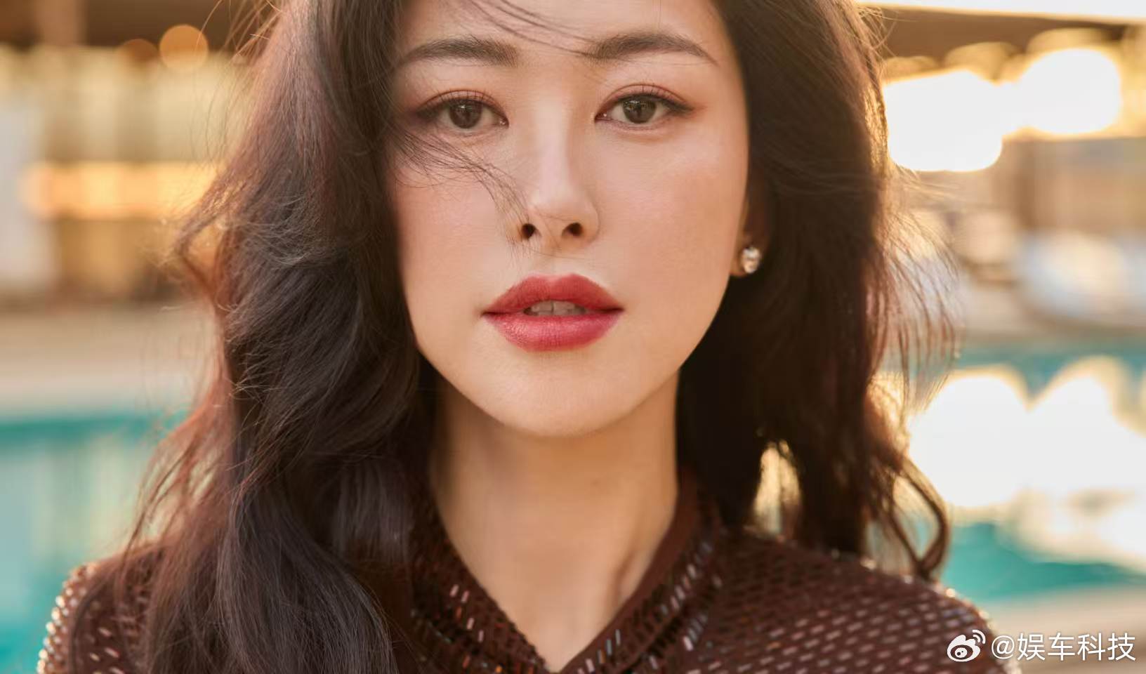 朱珠内娱收藏主理人朱珠不是内娱隐藏款是典藏款收藏珠宝美学，演绎多样人生，从容松弛