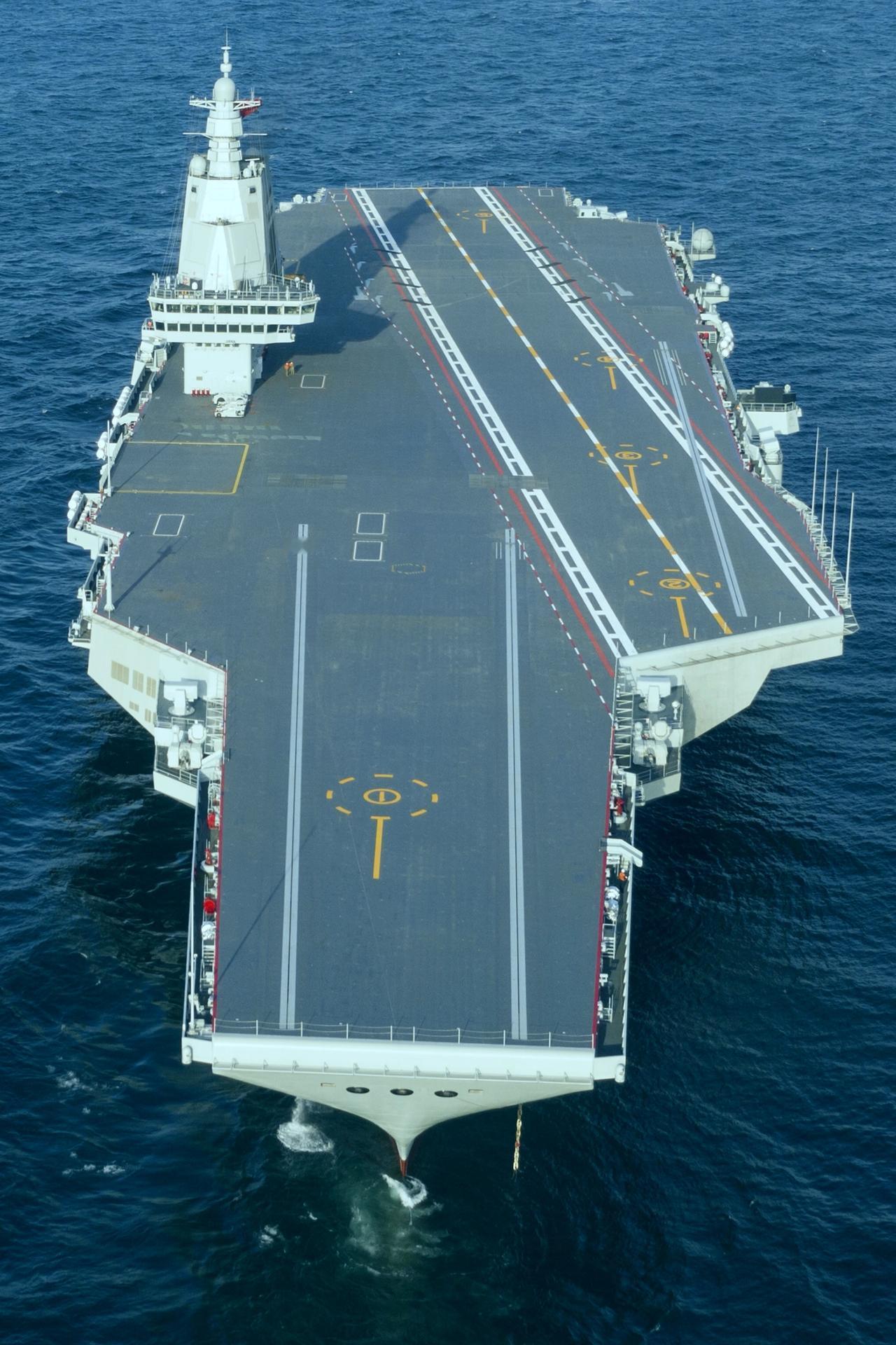 预测中国第四艘航母的命名:

1、海南舰（25%）

2、广东舰（15%）

3