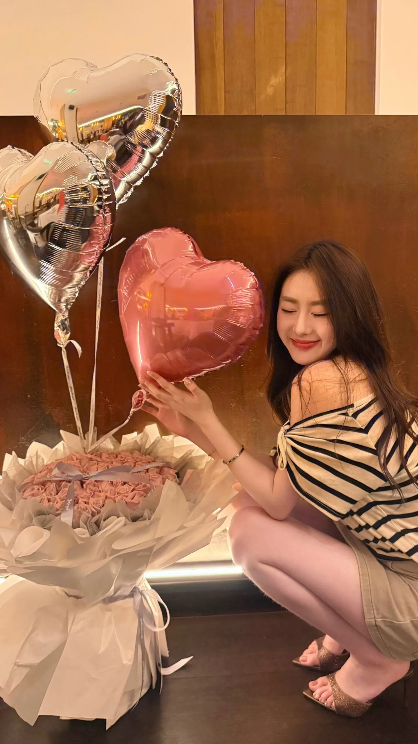 求了crush好久才同意陪我拍