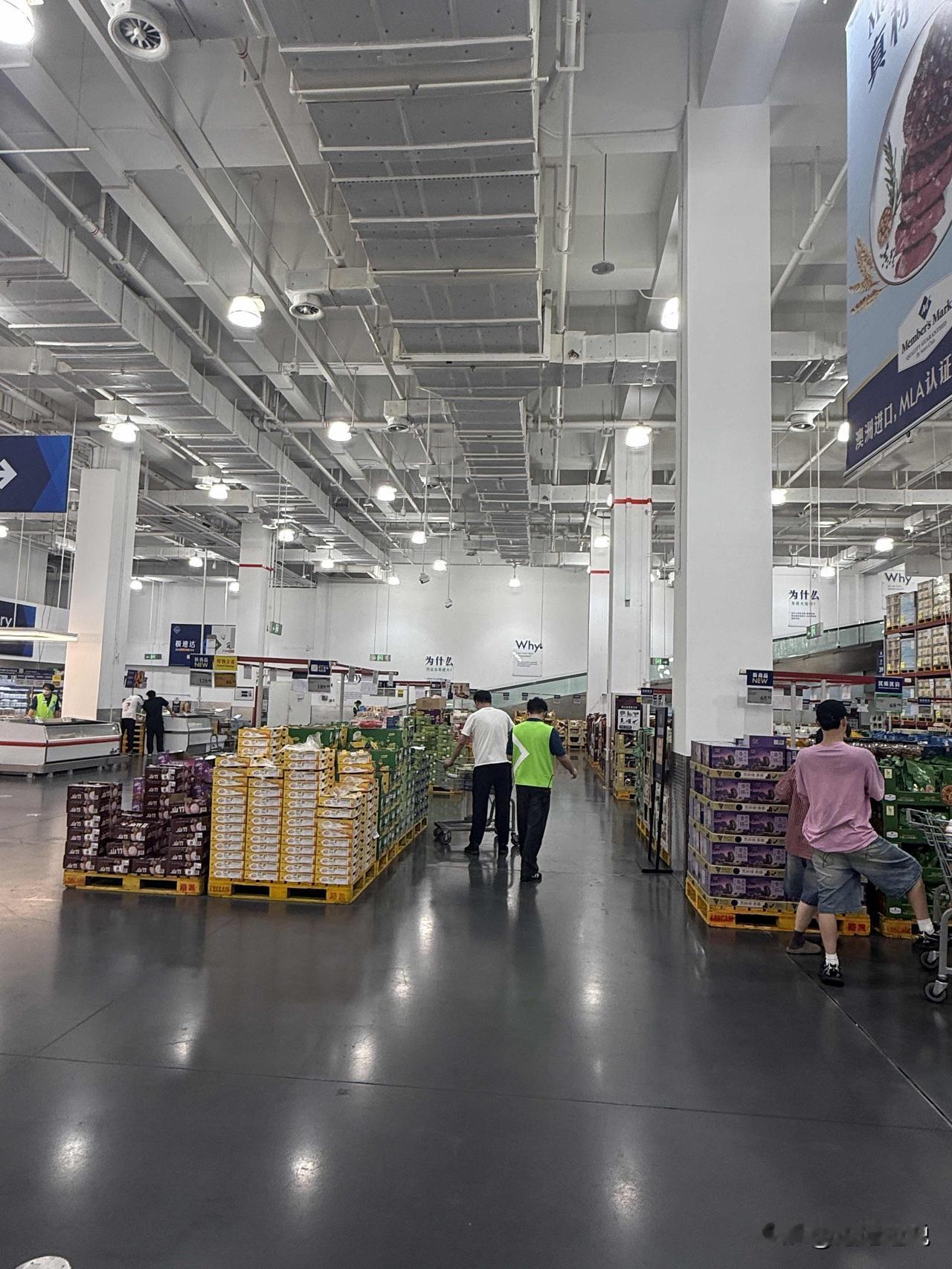 有一家外国超市品牌，因为卖真货在东大火的一塌糊涂，诚信经营与货真价实本来是商业道