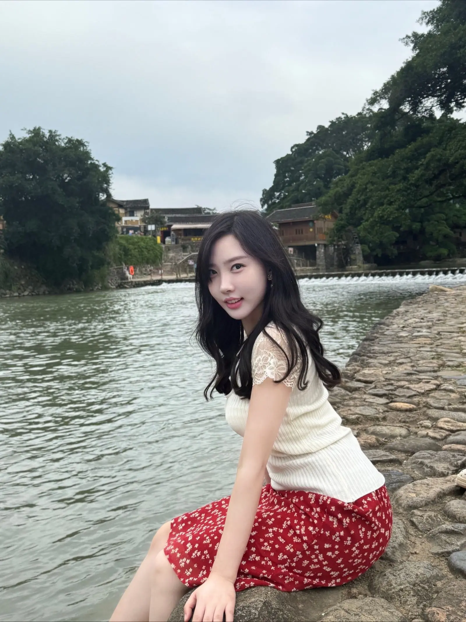 别听世俗的耳语 去看自己喜欢的风景