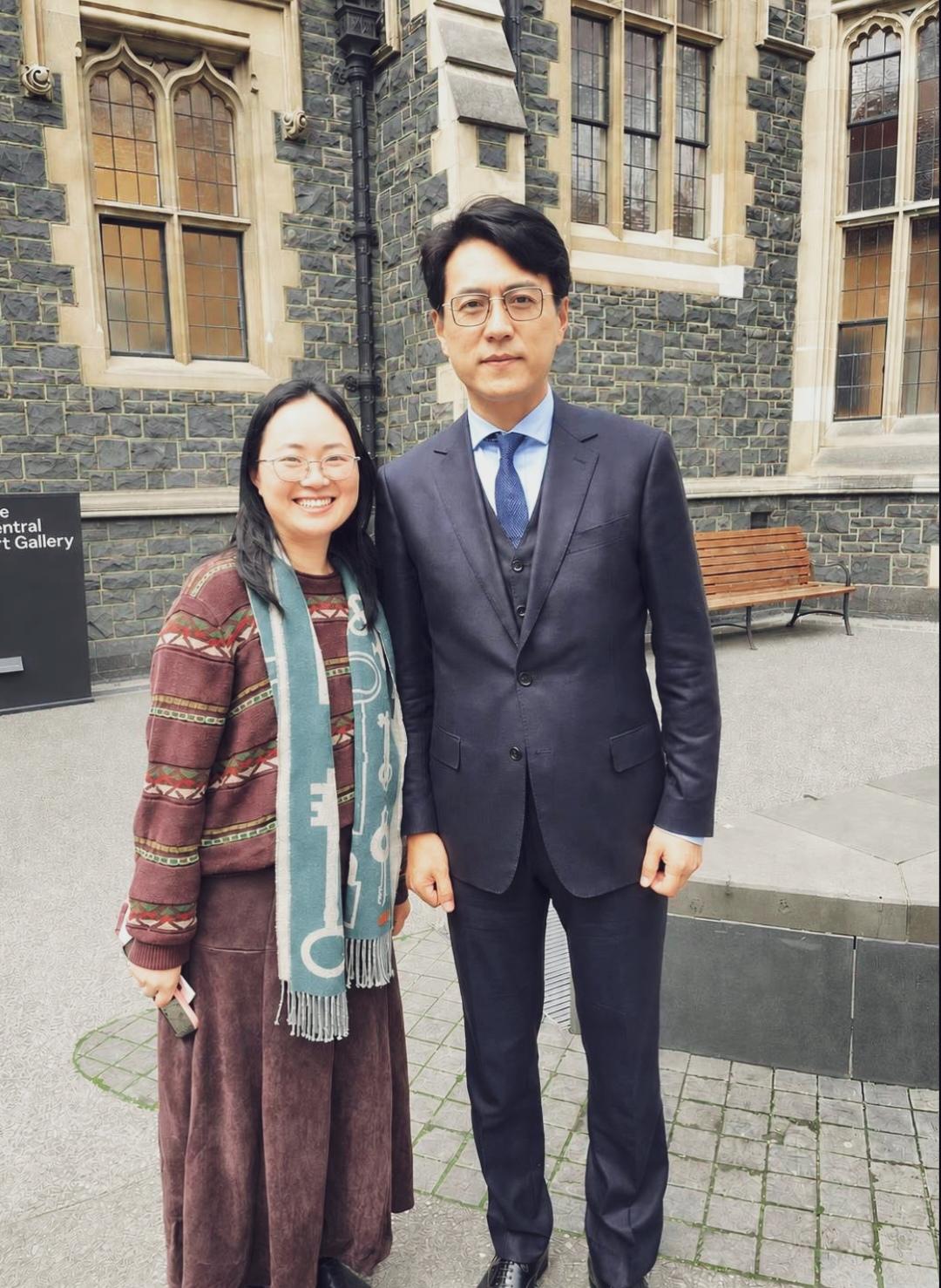 这拍照技术，把男神拍成了大头娃！