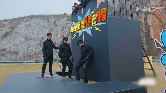 魏大勋付航等助力王传君周五晚高疯这一段给我看的燃起来了！并肩托举、互相支撑，这股