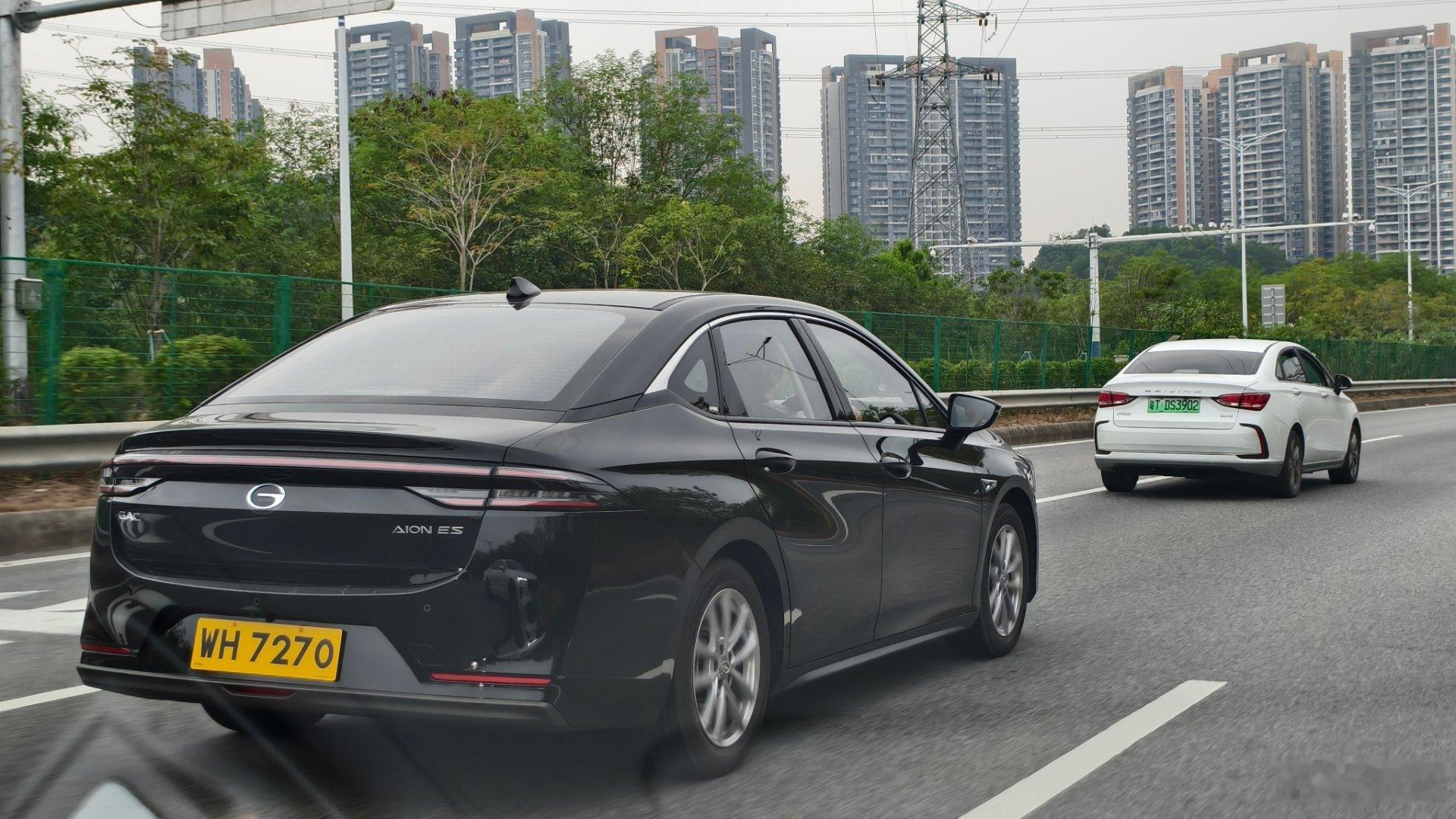 应该是全香港最平的纯电轿车13万港币，不需要参加一换一（以旧换新）真心便宜到很离