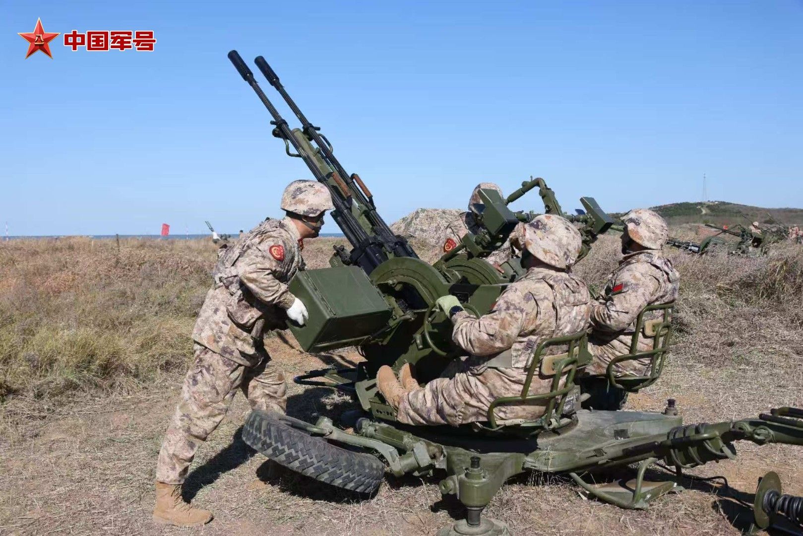 沈阳警备区组织民兵末端防空分队野外驻训暨实弹演练，此次严寒条件下民兵群团规模野外