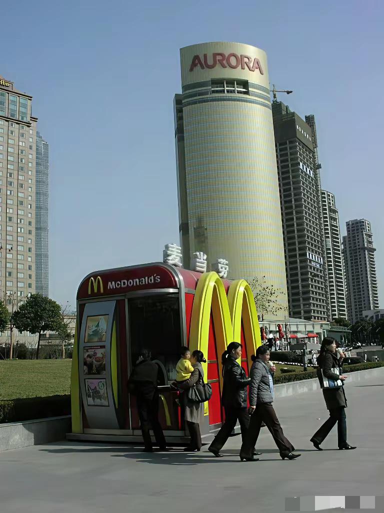 20多年前的上海，还没有现在发达