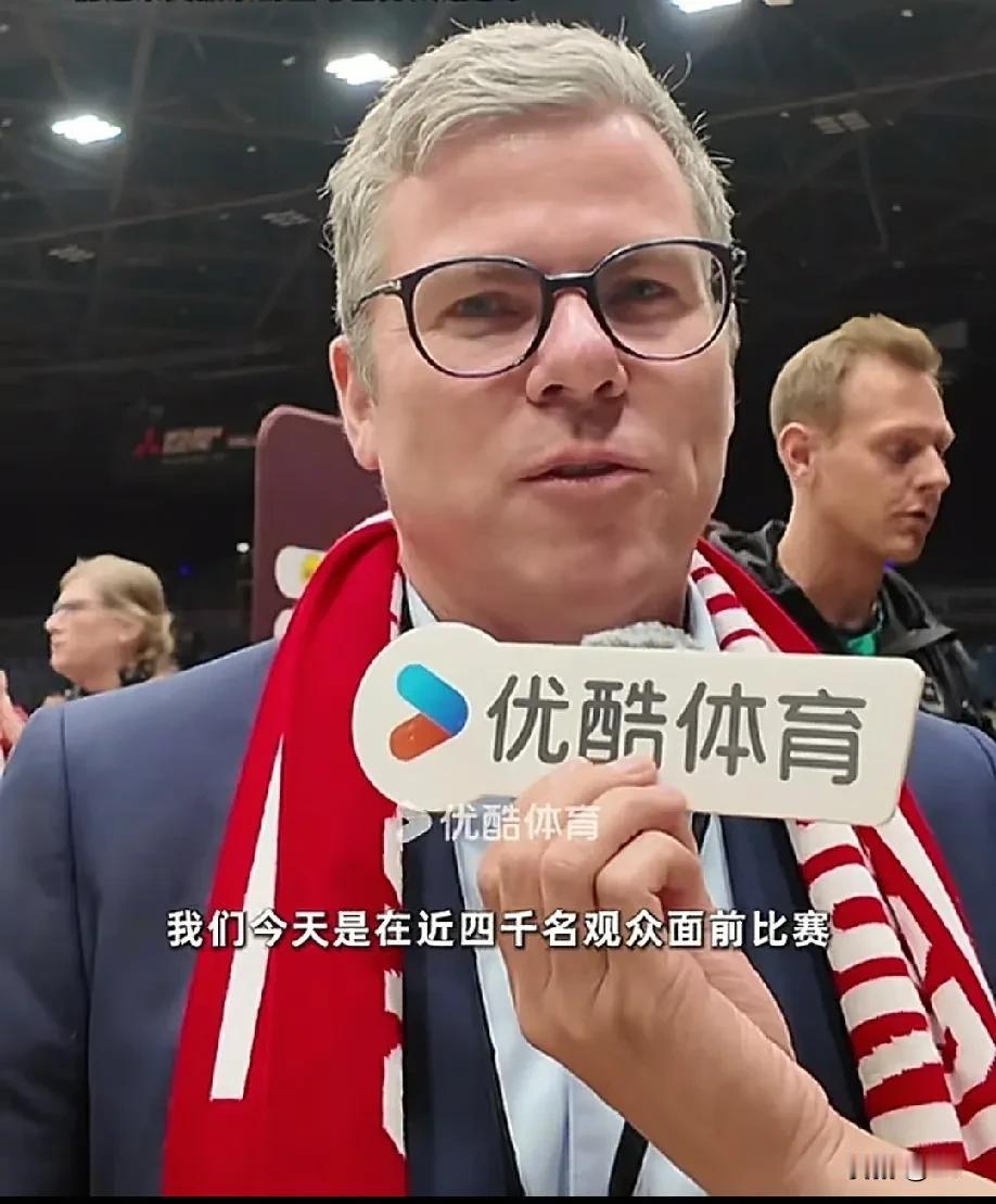 一觉醒来，天塌了，樊振东这是捅了什么马蜂窝了，就仅仅到俱乐部的首场比赛，竟有四千