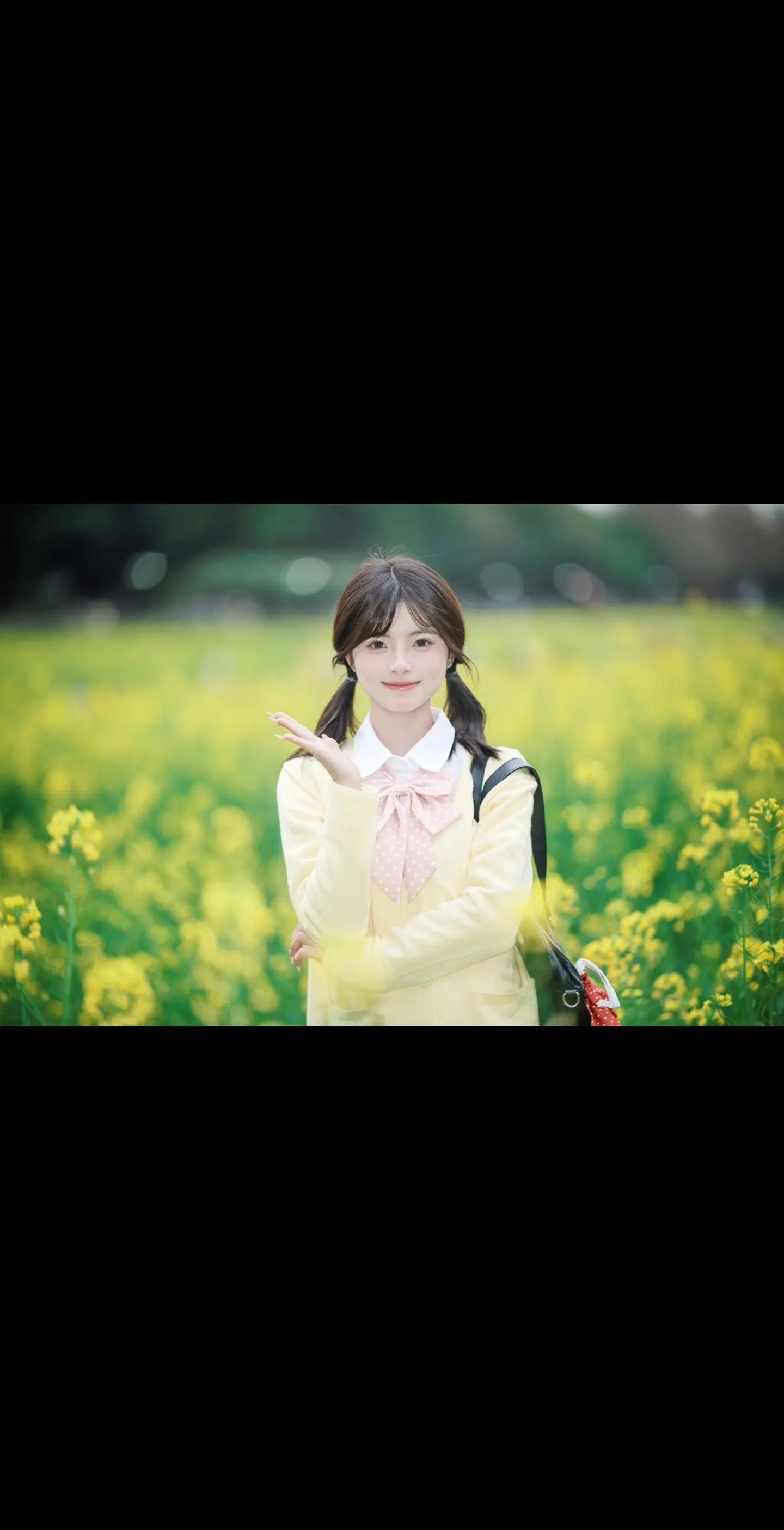 春与花🌼。jk妹也可以拥有与油菜花的合影