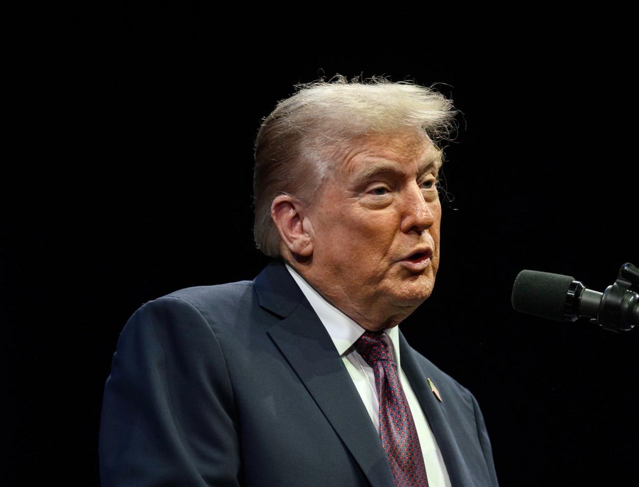 反转，印度没谈拢

虽然在当地时间2月2日，特朗普宣布和印度达成了贸易协议，美国