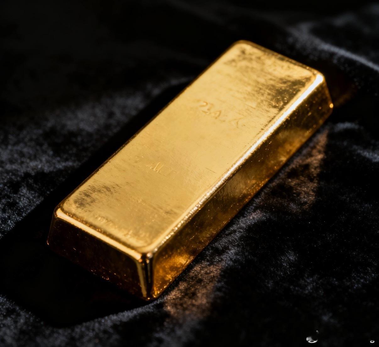 金价突破4000美元现货黄金突破4000美元/盎司，老百姓日常买的金饰也直接飙到